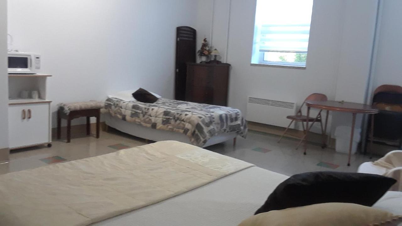 Mhotel Domaine L'Envolee- Maison Fleurie วิคตอเรียวิลล์ ภายนอก รูปภาพ